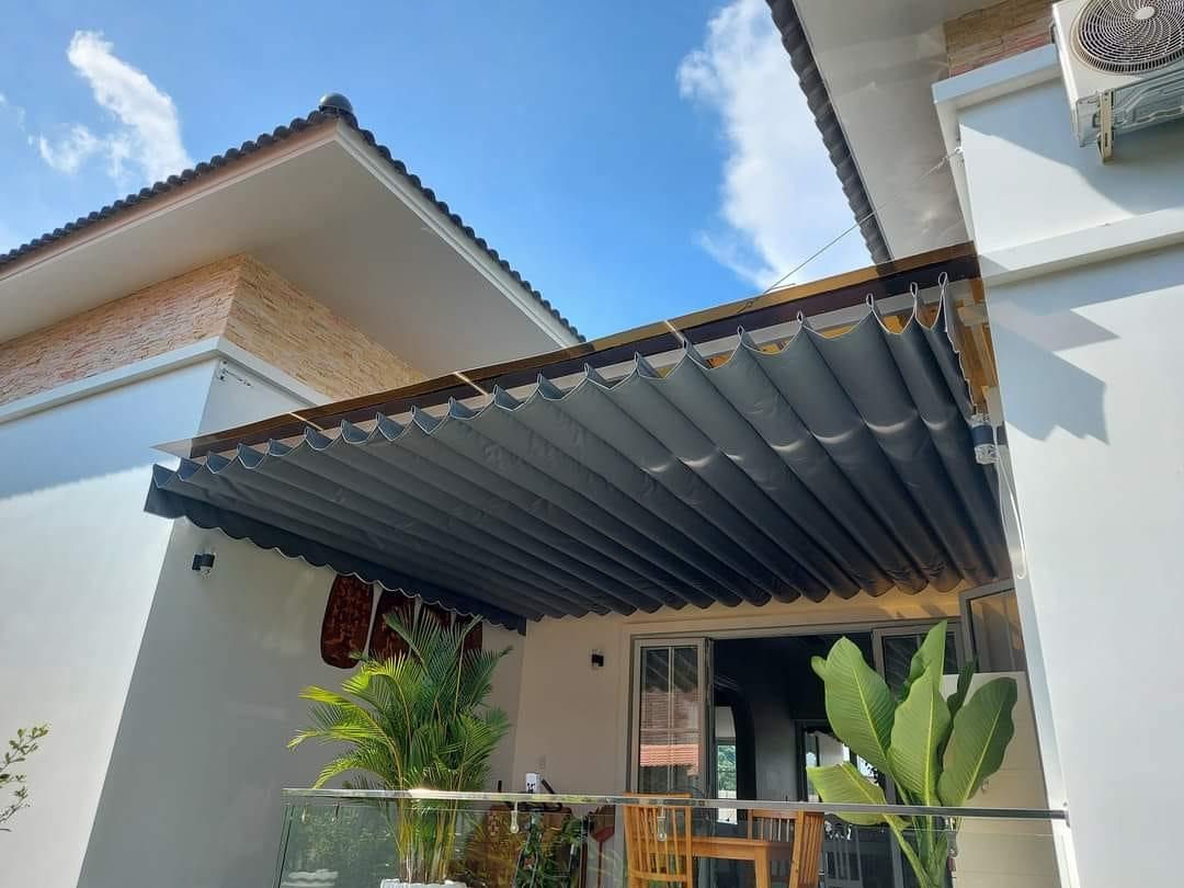 Mái hiên xếp di động  