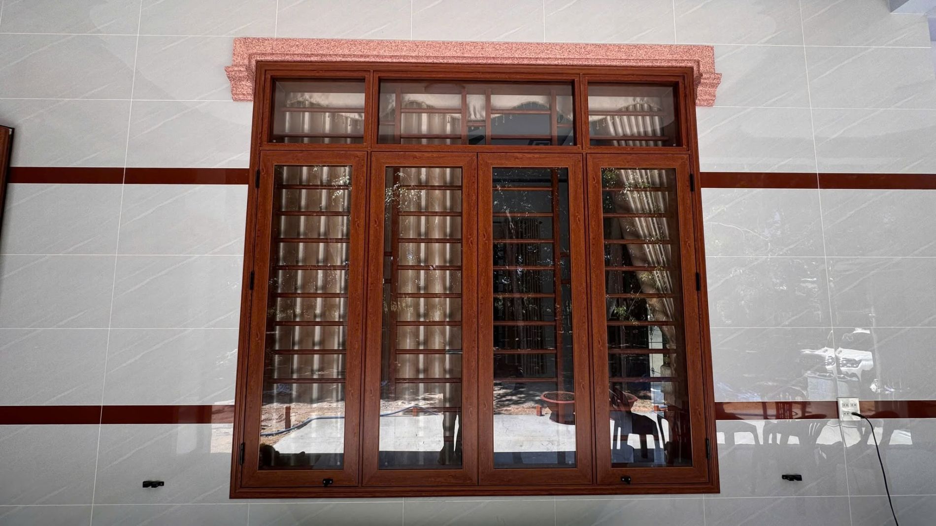 Cửa sổ nhôm kính