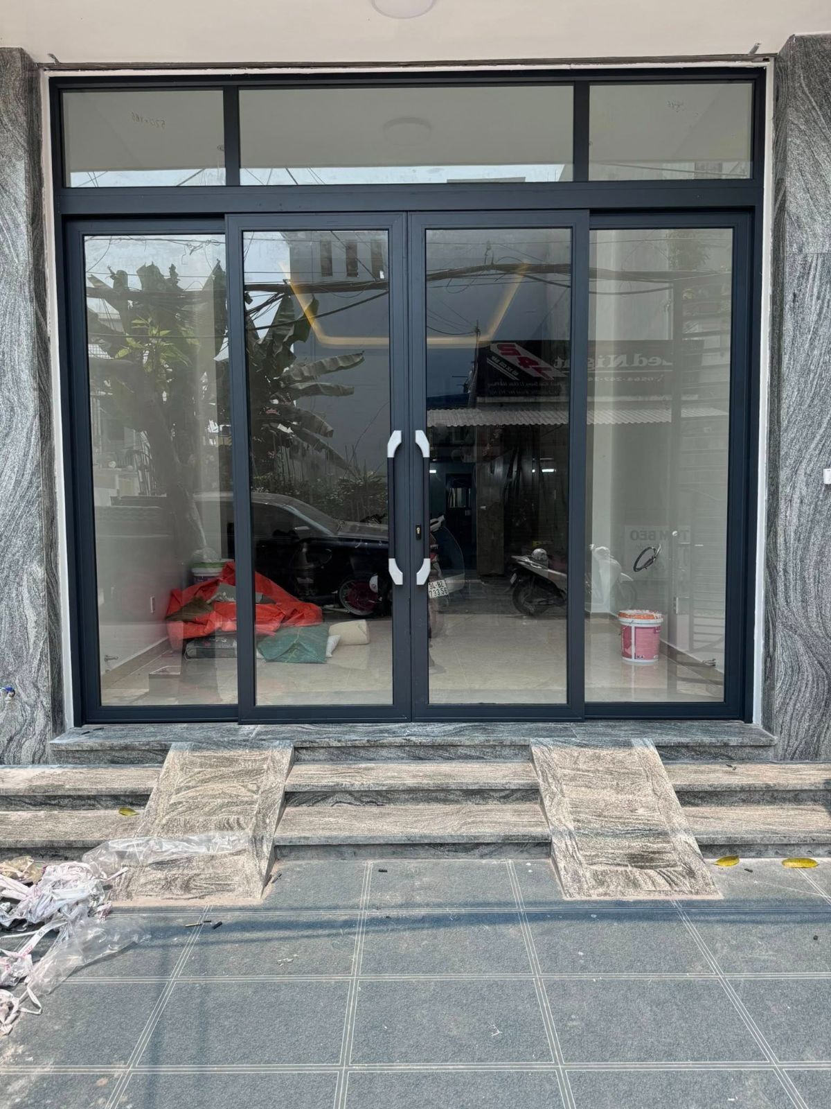 Thi công cửa nhôm kính 
