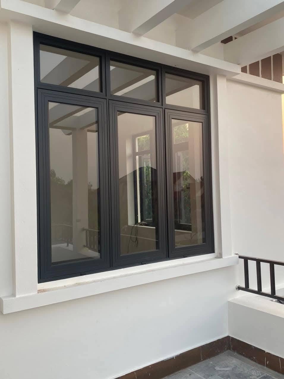 Cửa sổ nhôm kính 