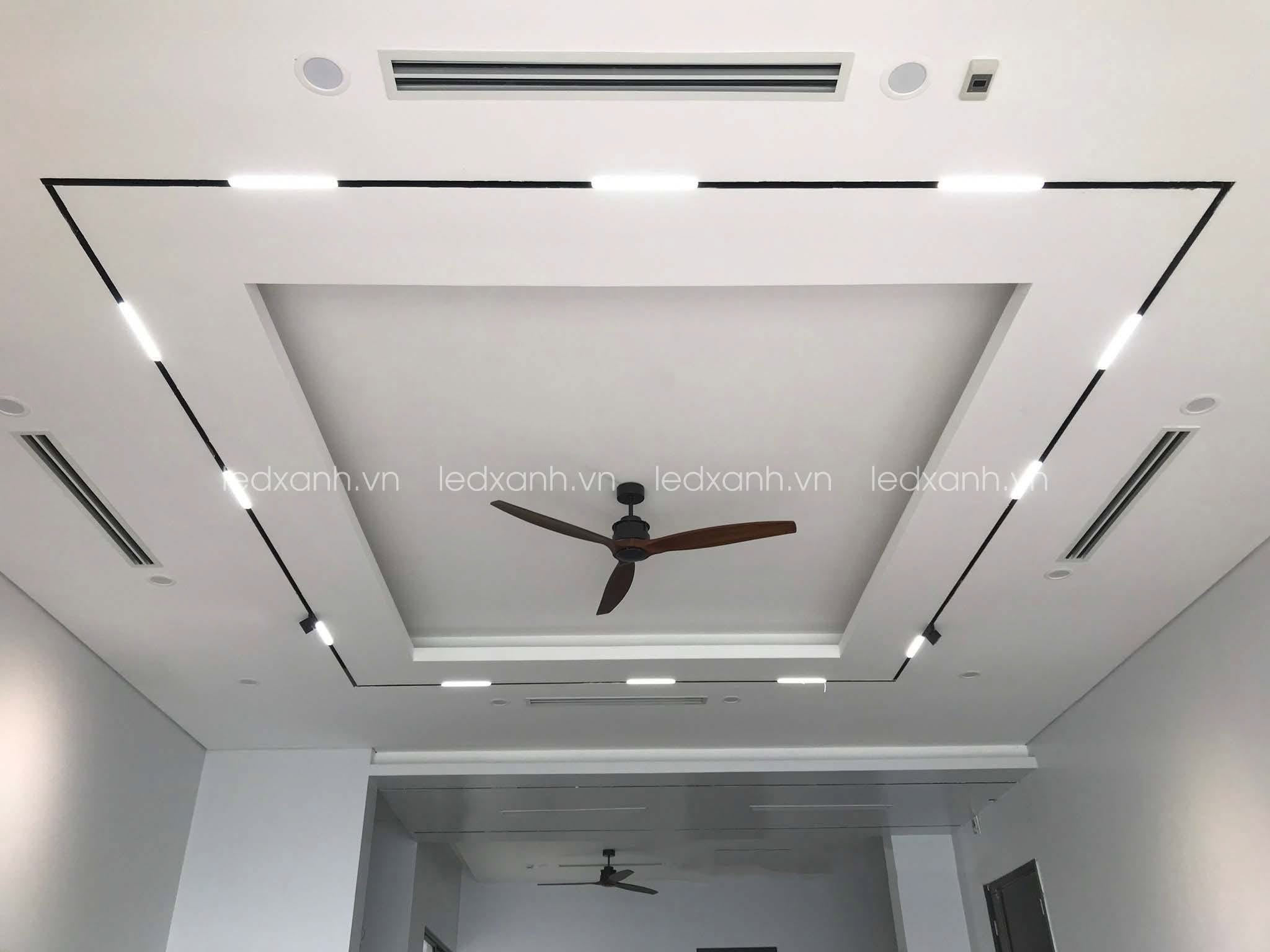 Trần thạch cao giật cấp   