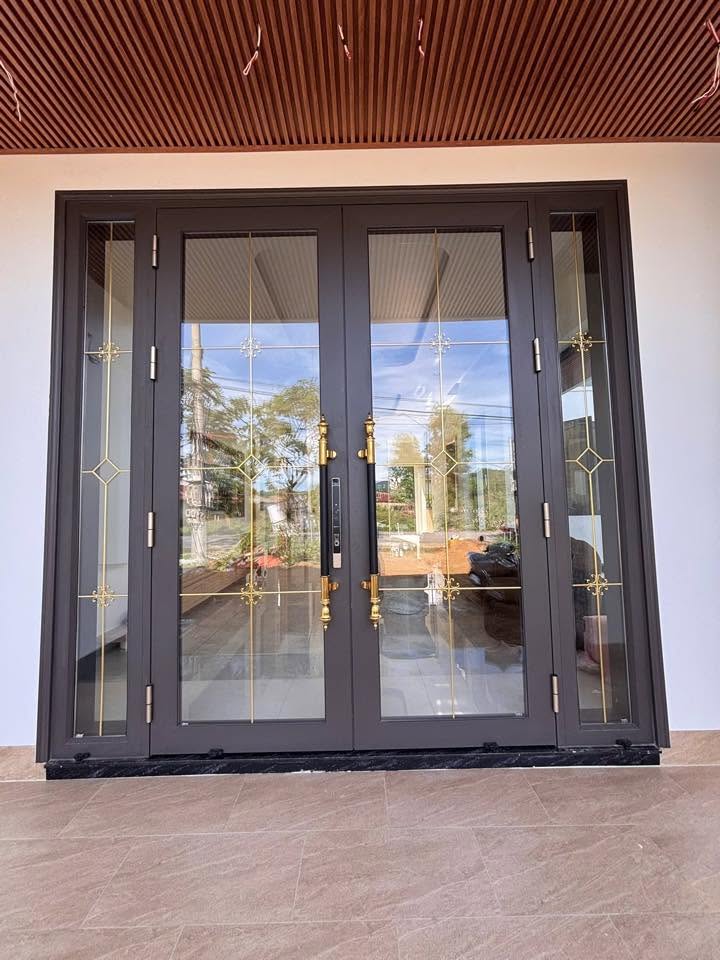 Cửa đi nhôm kính 2 cánh 