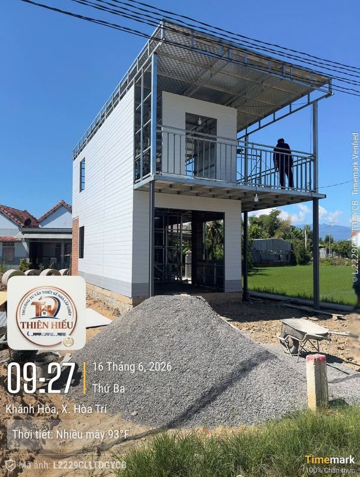 Nhà lắp ghép hai tầng 