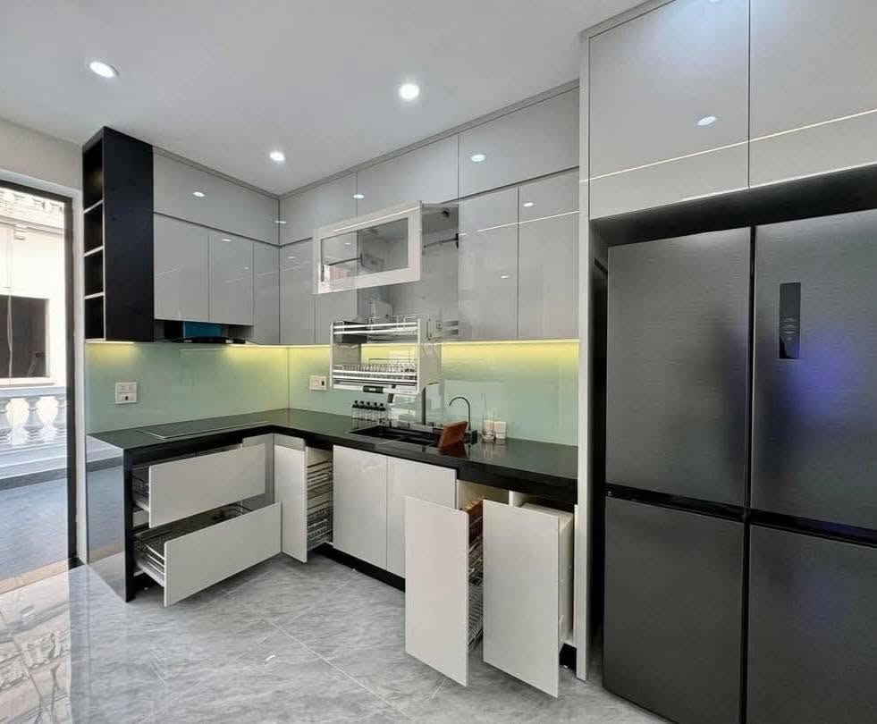 Tủ bếp hiện đại
