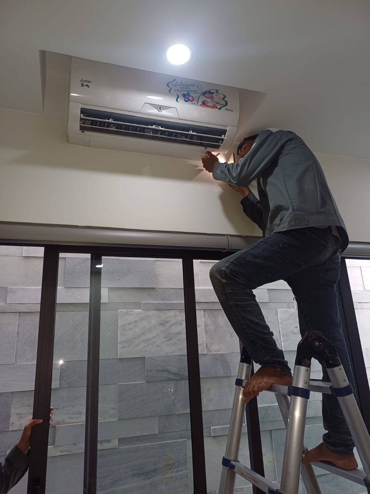 Dịch vụ bảo trì máy lạnh