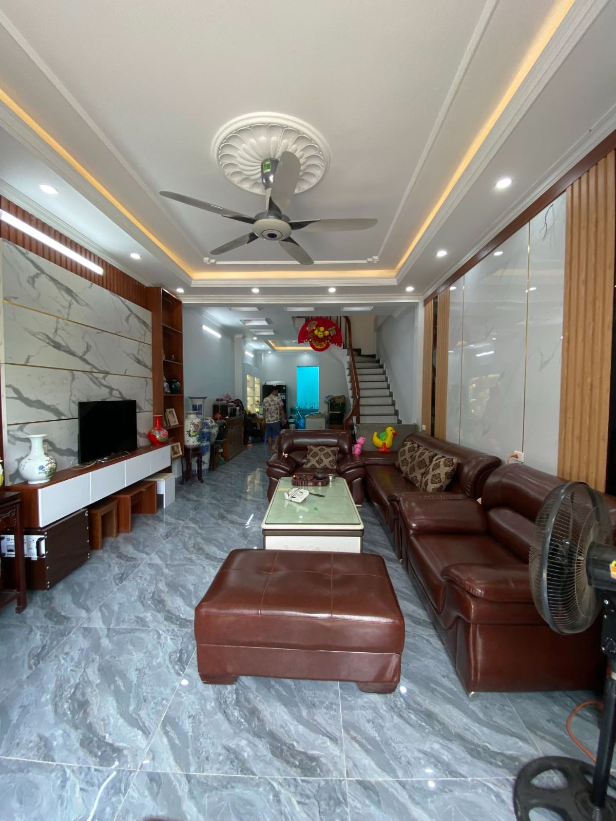 Thi công cải tạo nội thất phòng khách