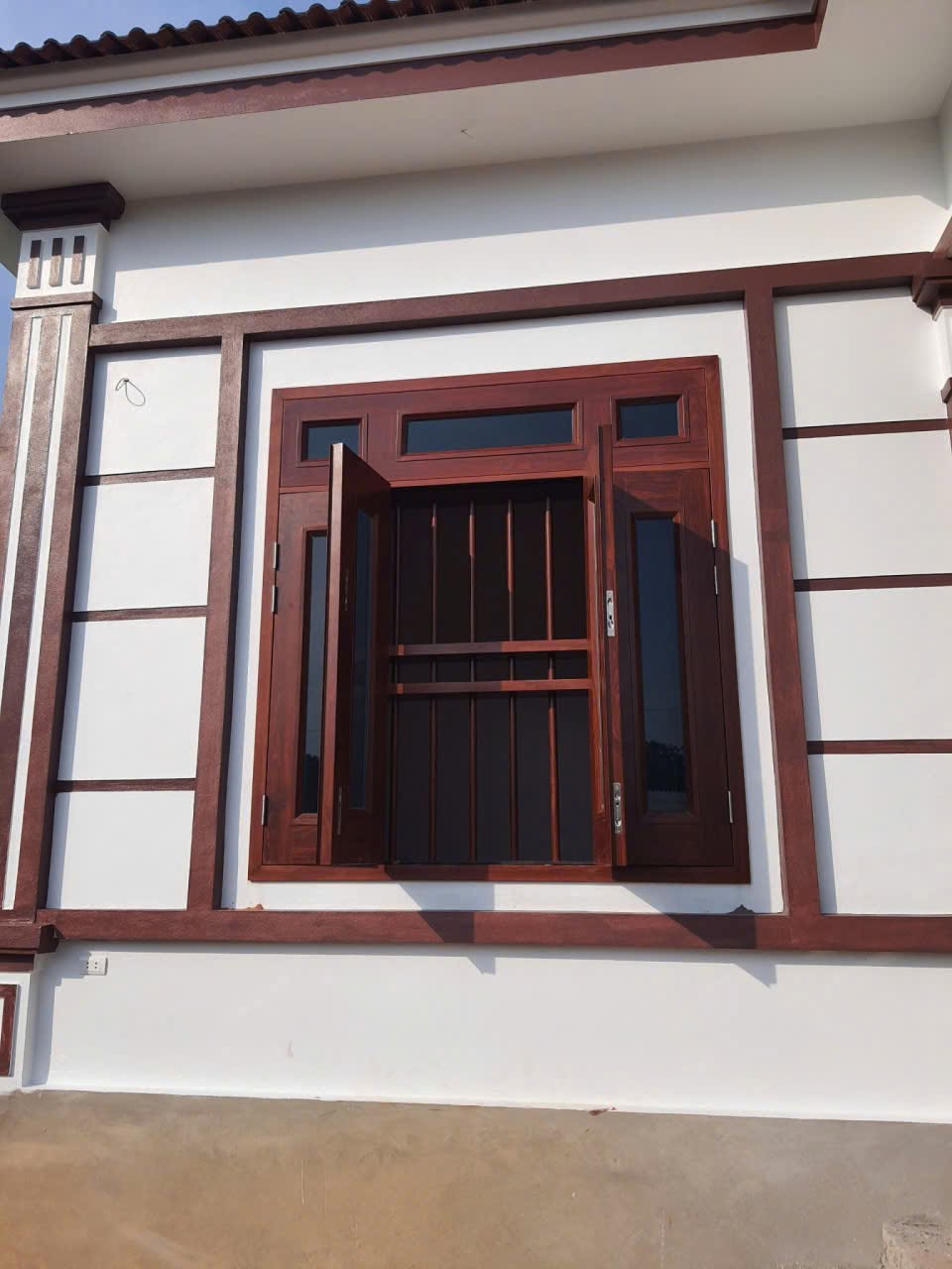Cửa sổ nhôm giả gỗ 