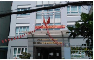 Lắp cửa nhôm kính