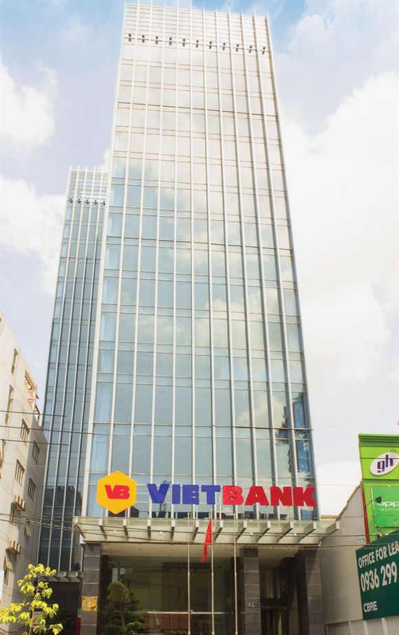 Thi công vách mặt dựng
