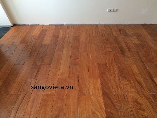 Thi công và lắp đặt sàn gỗ căm xe