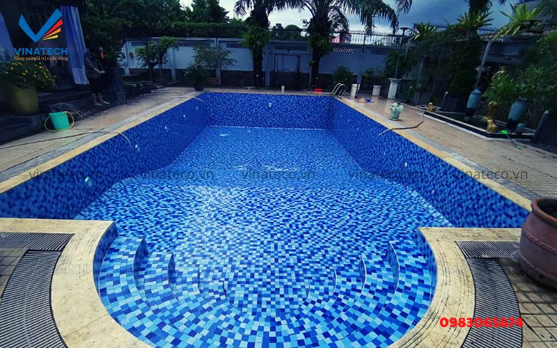 Xây dựng hồ bơi