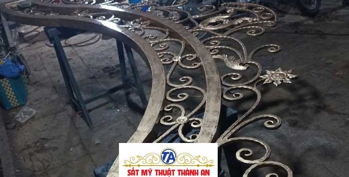 Cửa sắt 