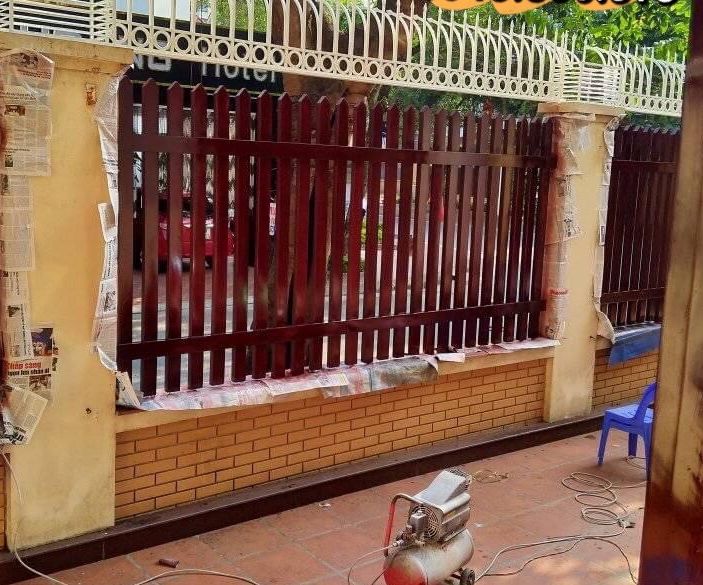 Sơn cửa sắt