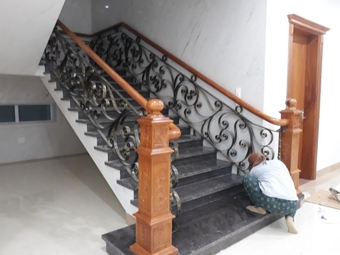Cầu thang sắt 