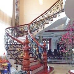 Cầu thang sắt 