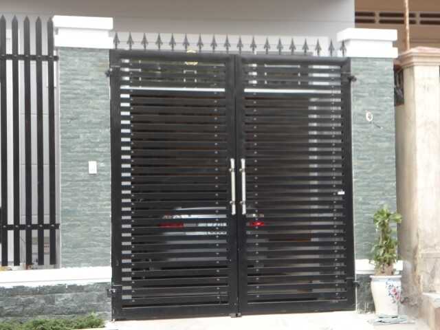 Cửa sắt