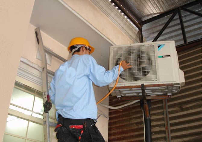 Tháo lắp điều hòa