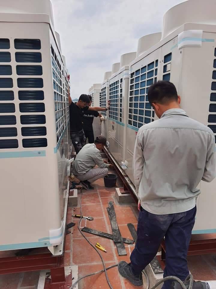 Thi công lắp đặt hệ thống điều hòa trung tâm