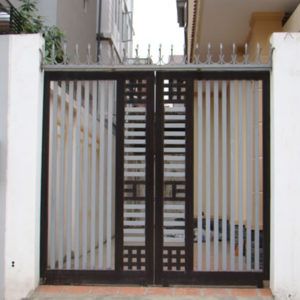 Cửa sắt