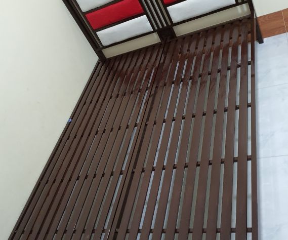 Giường sắt hộp