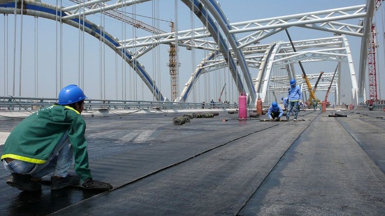 Thi công chống thấm cầu đường