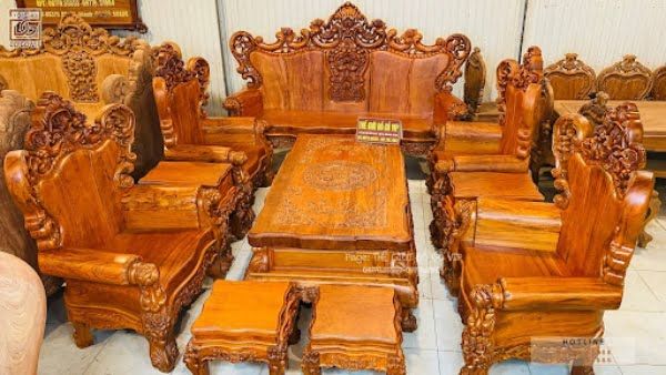  BÀN GHẾ GỖ