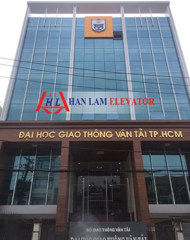 Thang máy cho trường đại học 