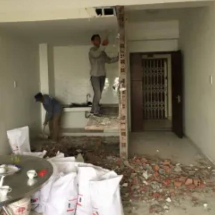 Sửa chữa nhà của anh Thái