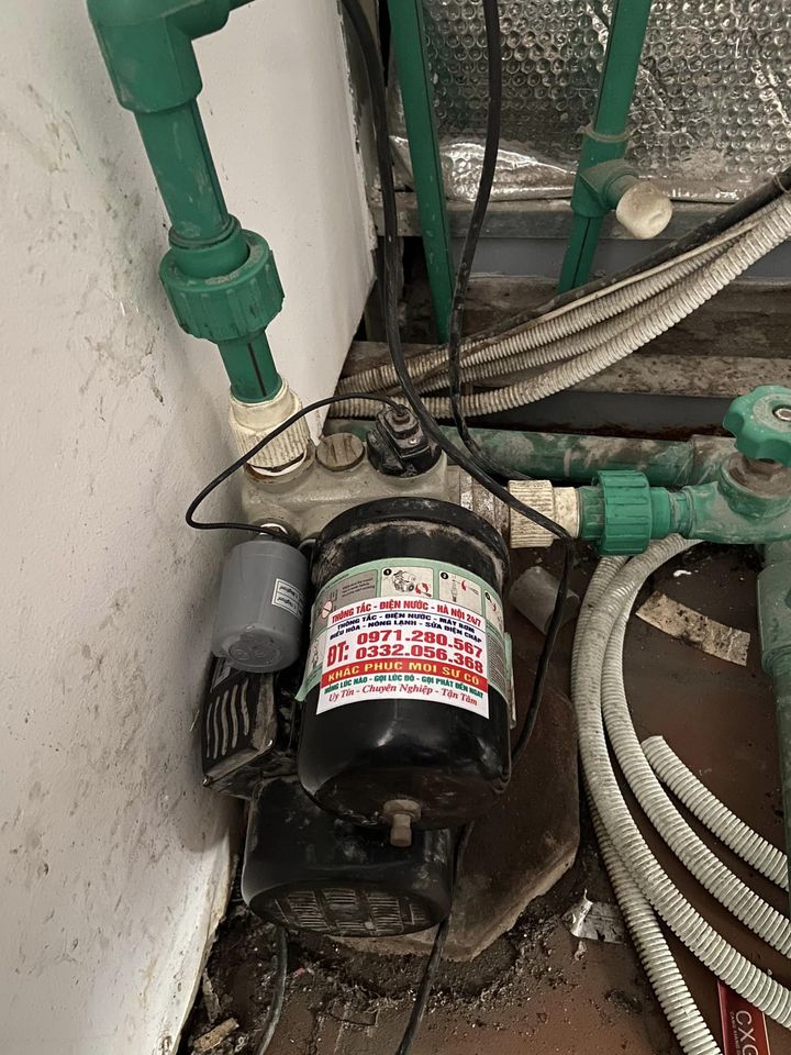Sửa chữa bồn cầu thông đường nước