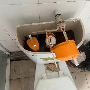 Sửa chữa bồn cầu thông đường nước