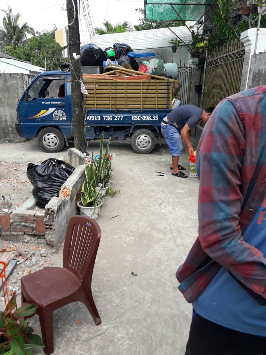 Vận chuyển hàng hóa 