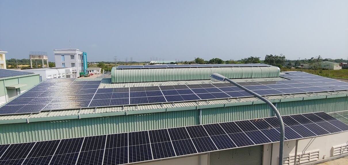 Lắp đặt hệ thống điện mặt trời cho các doanh nghiệp
