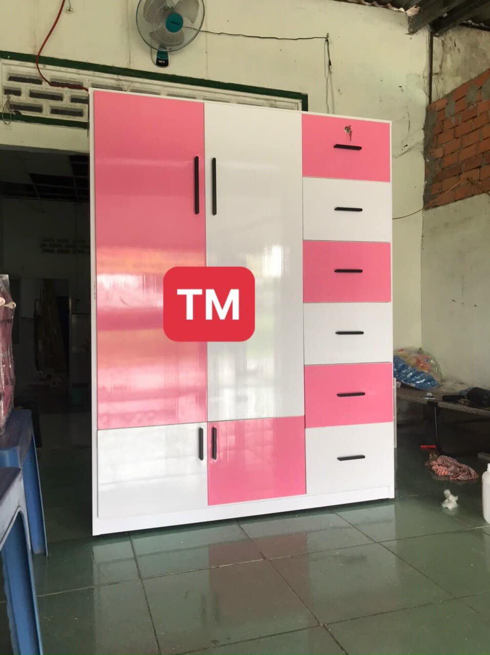 Tủ đựng nhiều ngăn