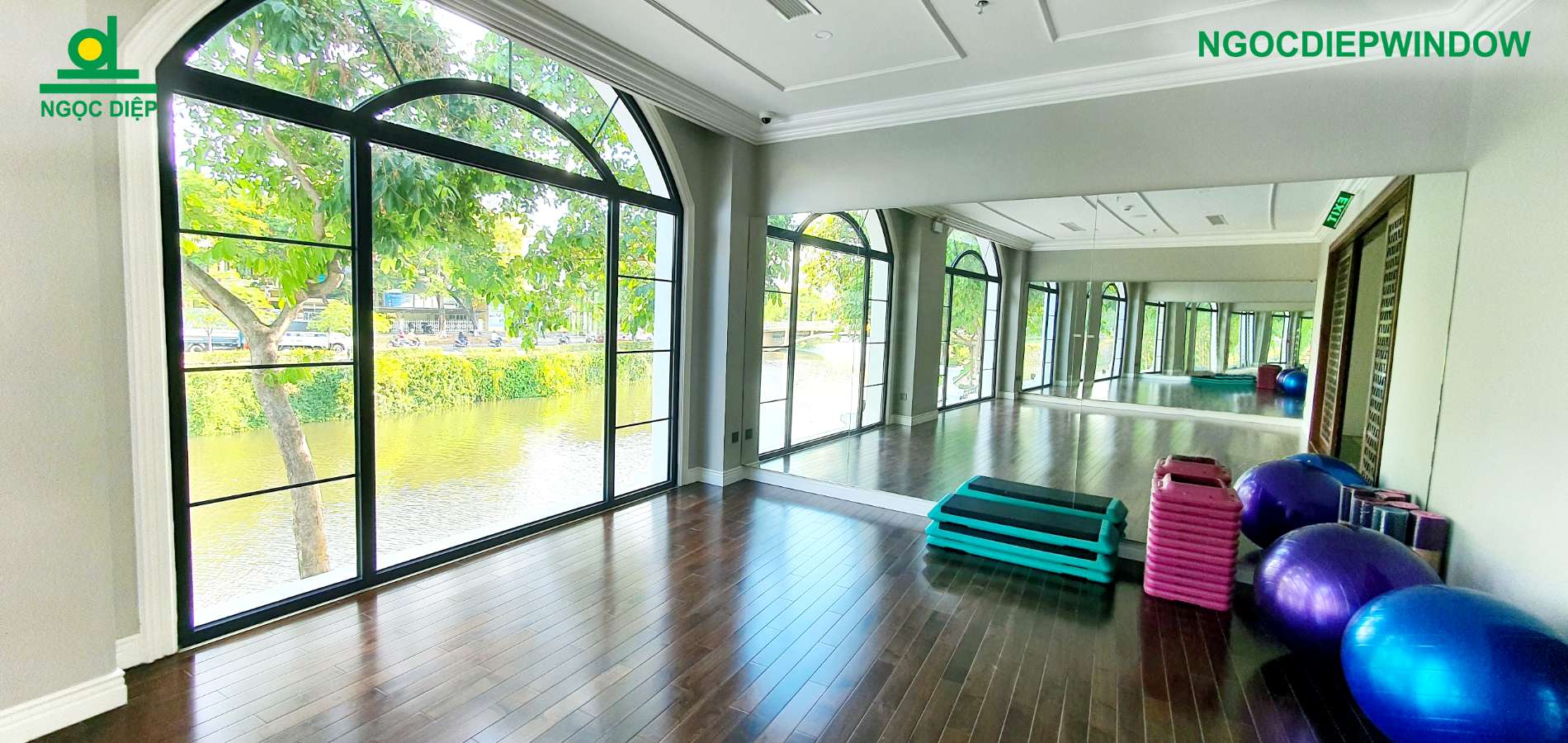 Khách sạn Silk Path Huế