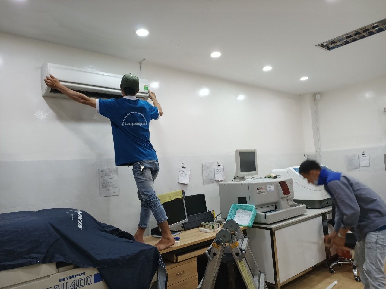 Lắp đặt máy lạnh