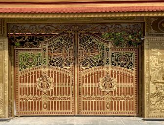 Cửa nhôm đúc