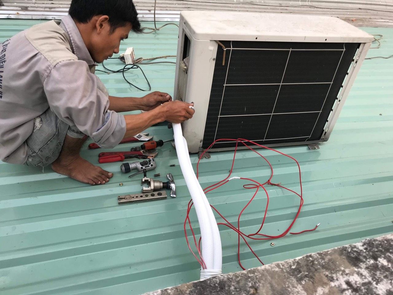 Sửa chữa máy lạnh