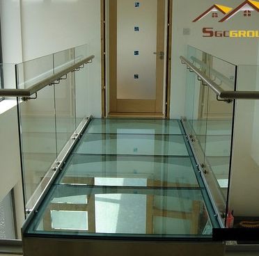 Sàn kính cường lực