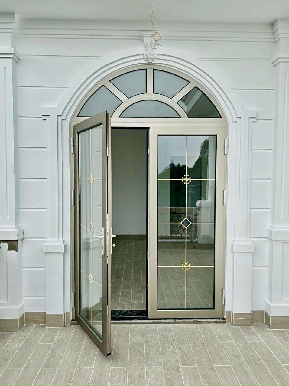 Cửa nhôm kính