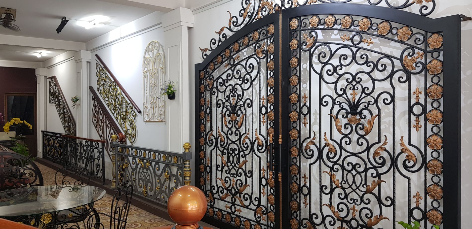 Cửa sắt mỹ nghệ 