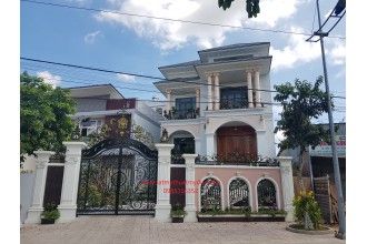 Cửa cống sắt 