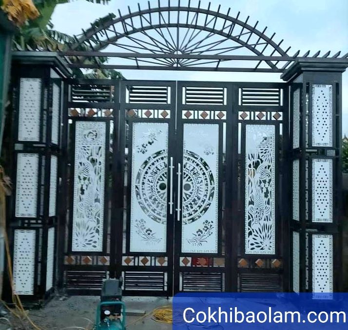 Cửa Cổng Sắt