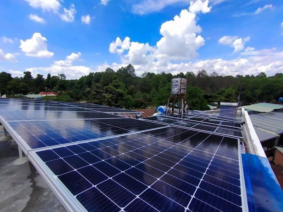 Thi công hệ thống điện mặt trời