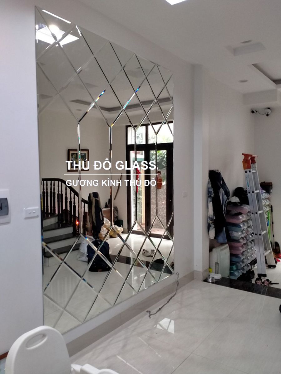Gương trang trí phòng khách