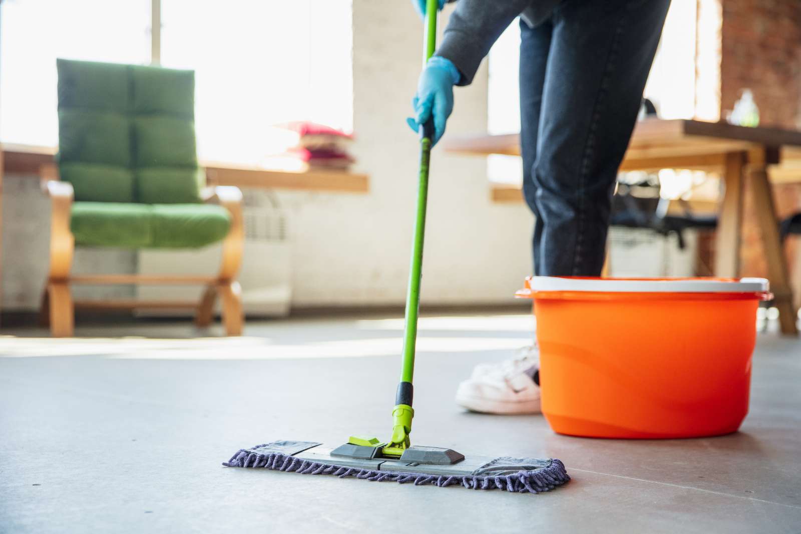 Bí quyết giúp bạn thuê được dịch vụ vệ sinh công nghiệp chất lượng