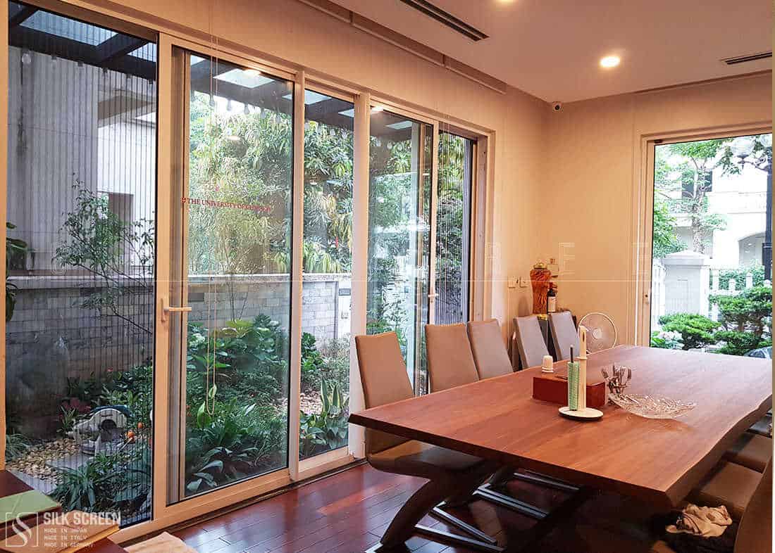 Cửa lưới chống muỗi xếp gấp Zipooh