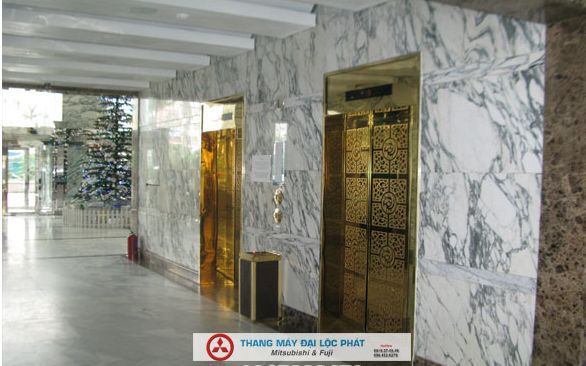 Thi công thang máy khách sạn