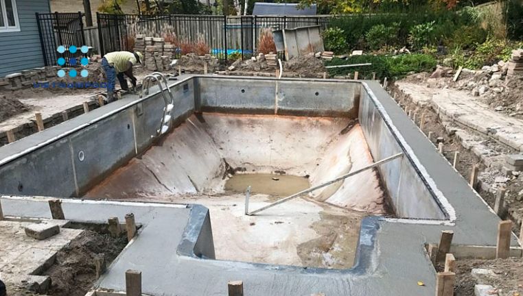 Thiết kế và xây dựng hồ bơi