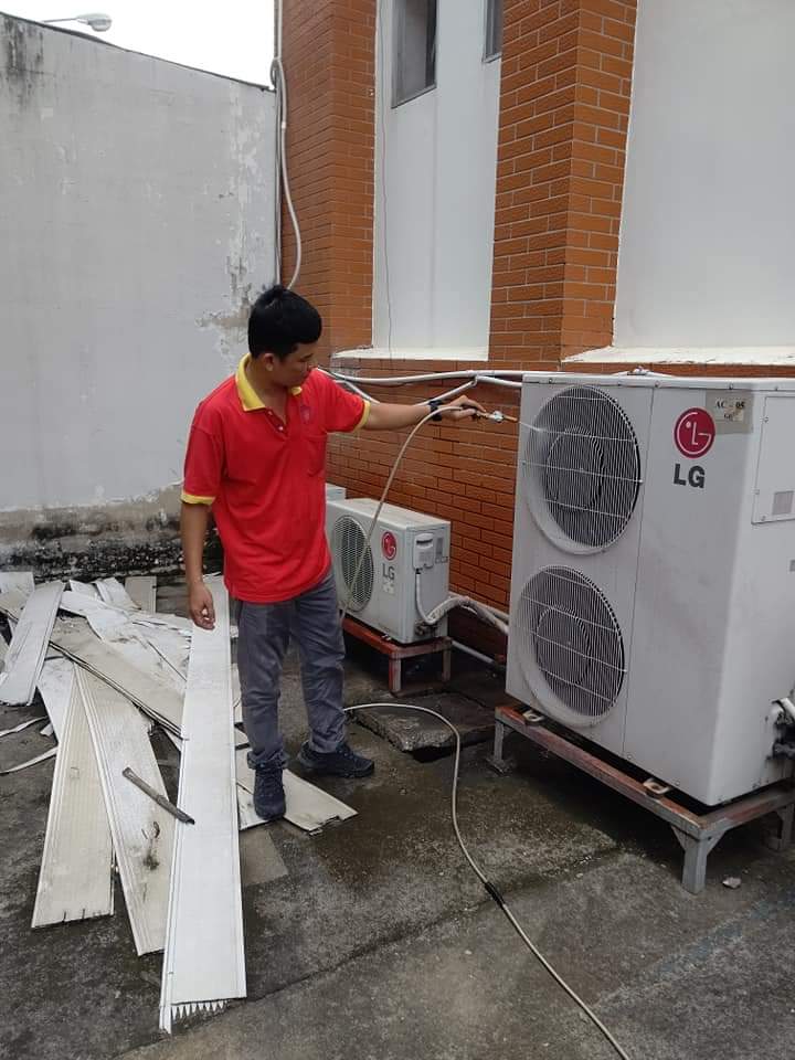 Vệ sinh máy lạnh công nghiệp