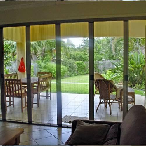 Cửa Chống Muỗi Lắp Kết Hợp Với Cửa Lối Đi